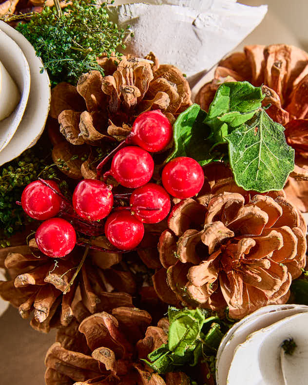 Wreaths - White Roses &amp; Berries Winter Wreath 35cm