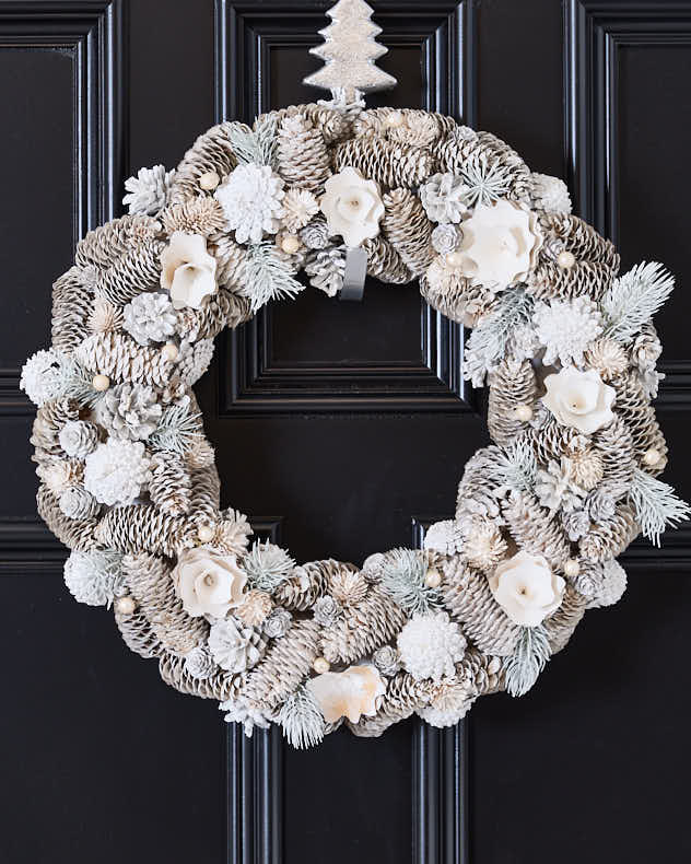 Giant Morning Frost Wreath 50cm
