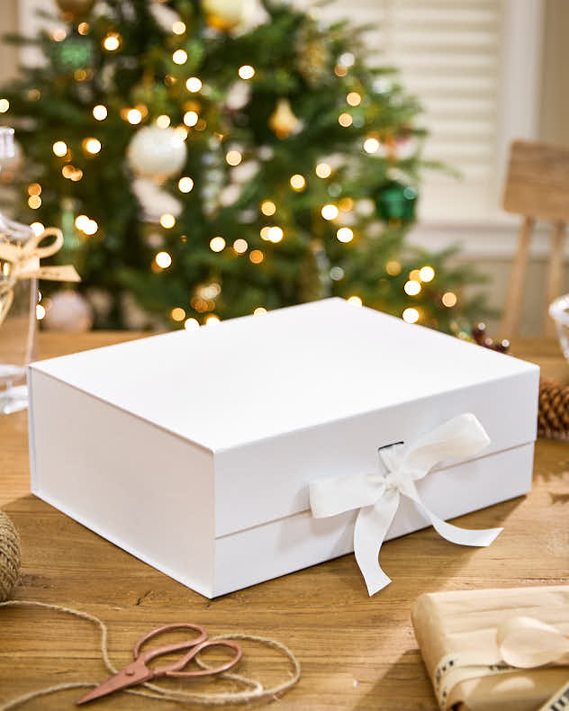 Luxury Ivory Gift Box Collection