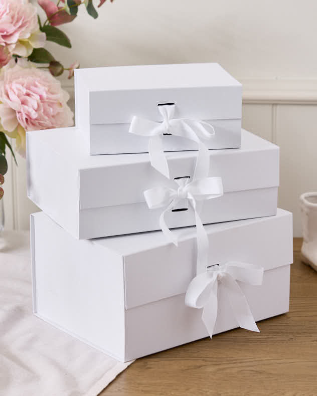 A5 White Reinforced card Gift Boxes - Luxury Ivory Gift Box Collection