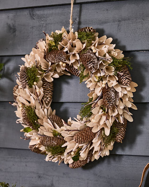 Islington Natural Wreath 40cm