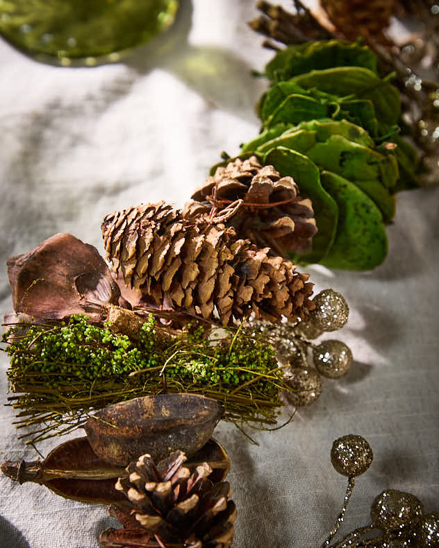 Woodland Walk Natural Christmas Garland - 120cm