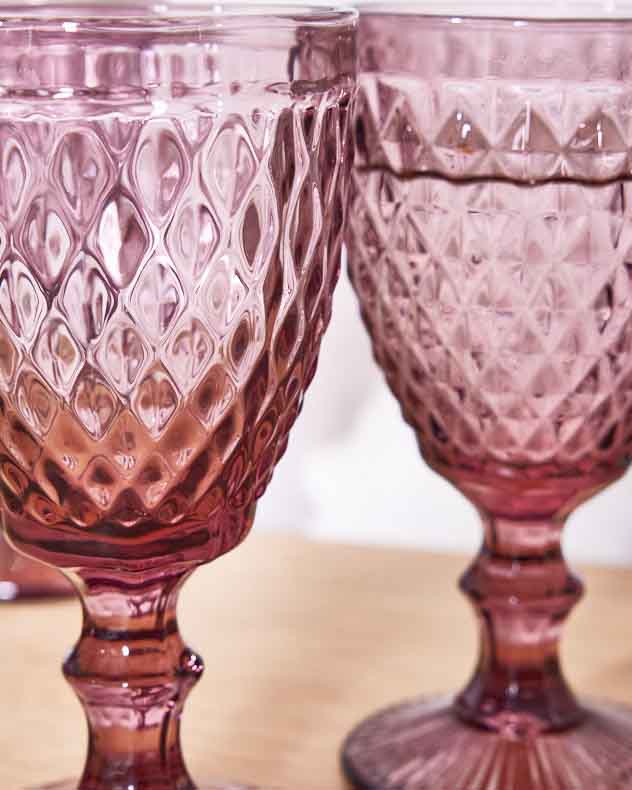 Verre à vin rose Rococo