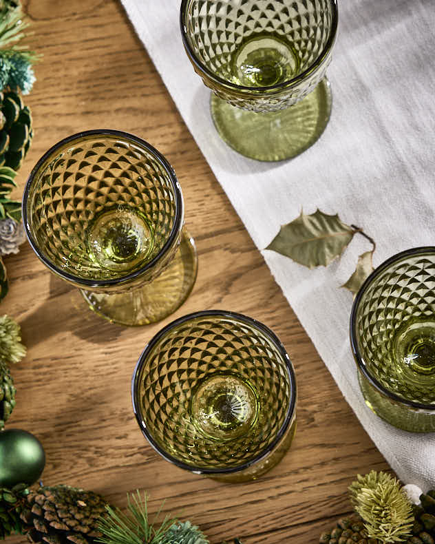 Rococo Green Wine Goblet