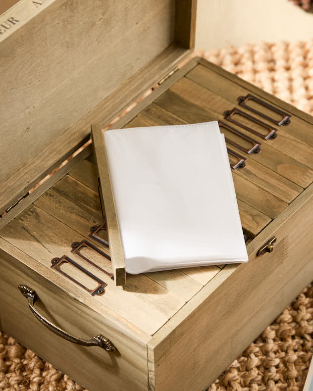 Personalised "Portraits De Famille" Wooden Photo Box