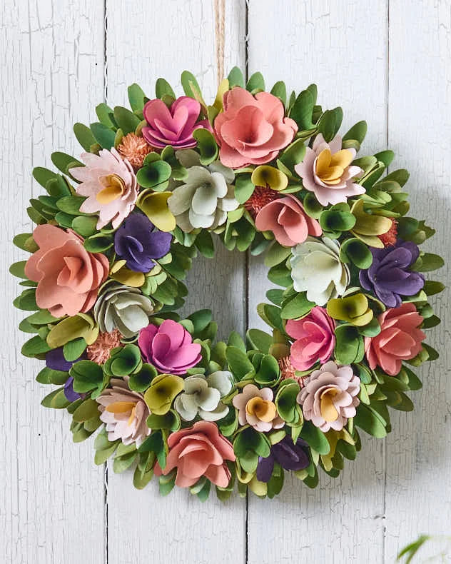 SPRING MULTI COLOUR WREATH