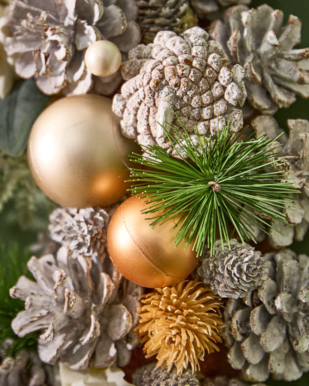 Wreaths - Frosty Amber Rose Wreath
