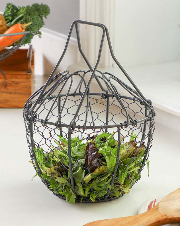 Rustic Wire Kitchen Salad Shaker