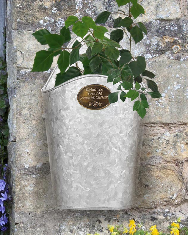 Country Wall Hanging Planter