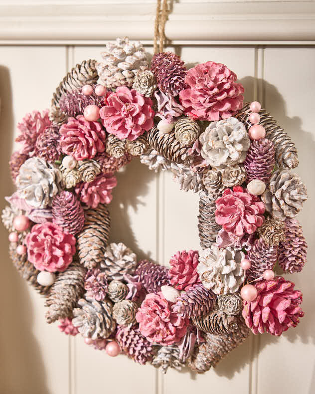 Couronne givrée rose perle