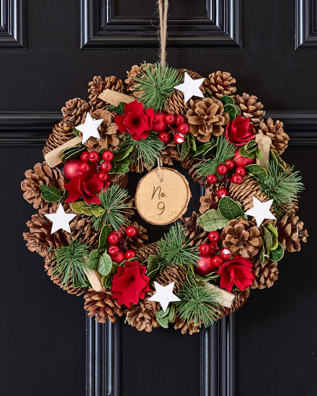 Personalised Stars & Roses Wreath