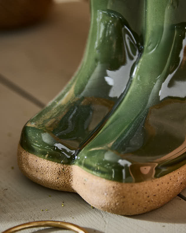 Grande jardinière en forme de bottes Wellington vert foncé
