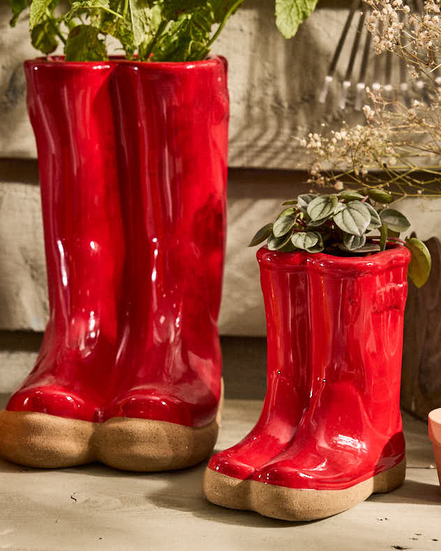 Pots &amp; Planters - Little &amp; Large Red Welly Boot Plant Pots