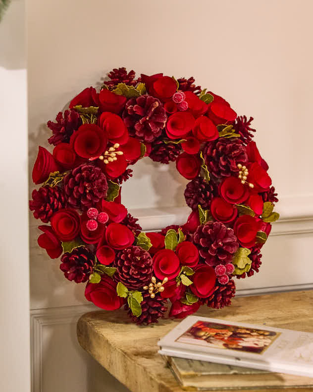 Red Wood & Pinecone Wreaths - Indoor Red Crimson Rose Wreath 35cm
