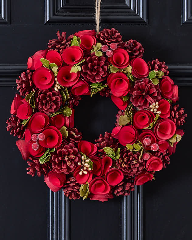 Red Wood &amp; Pinecone Wreaths - Red Crimson Rose Christmas Wreath 35cm