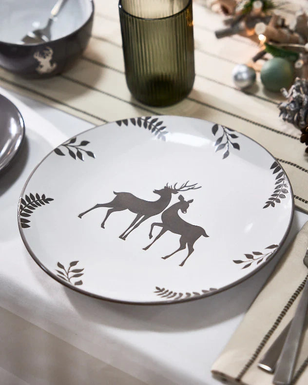 White and grey plate