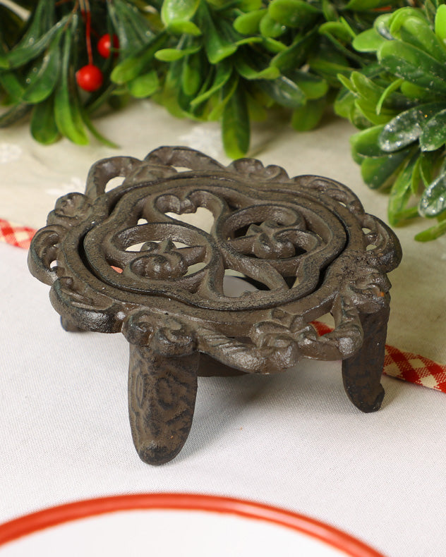 Set of 2 Ornate Cast Iron Warming Plates