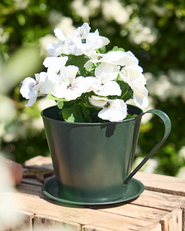 Emerald Green Tea Cup Planter