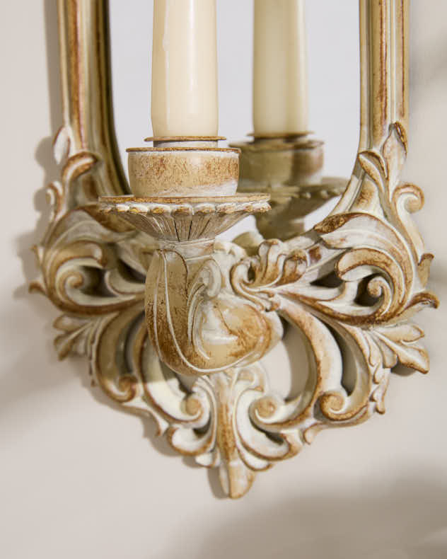 Antique Style Wall Mirror with Sconce