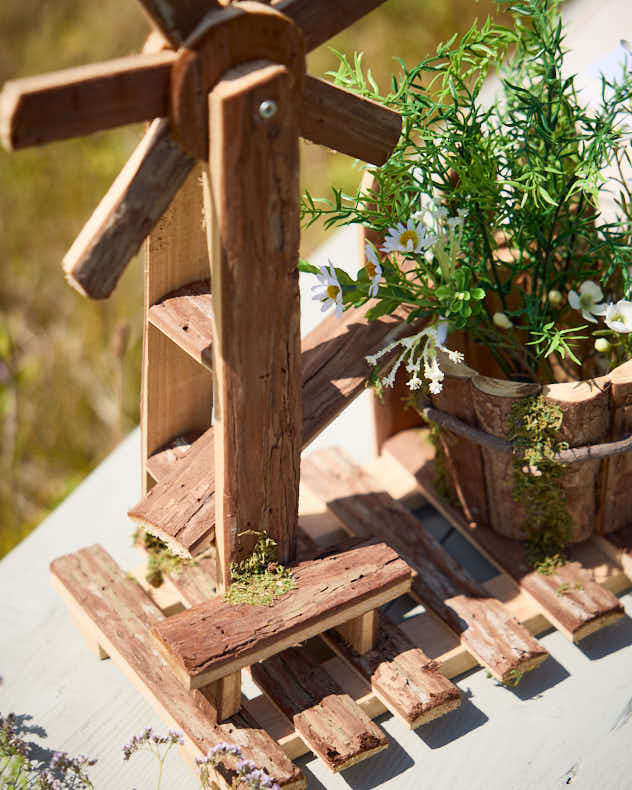 Epping Windmill Planter