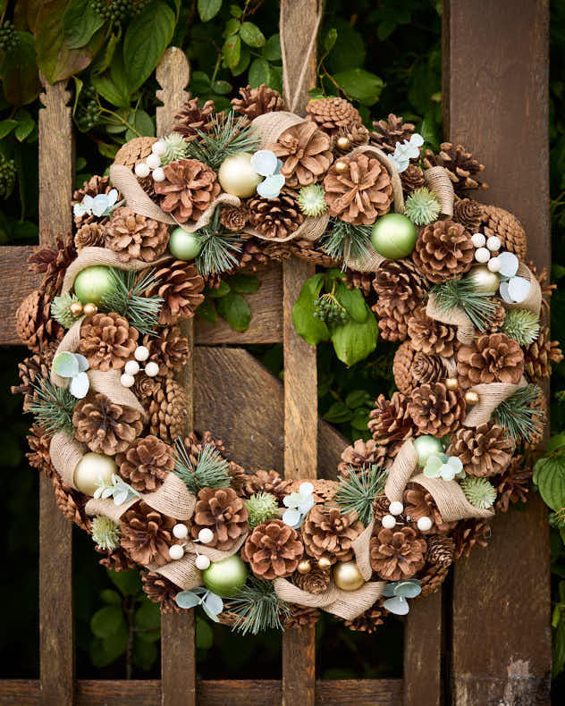 Brown & Green & Gold Wood Wreaths - Emerald Jewel Autumn Wreath