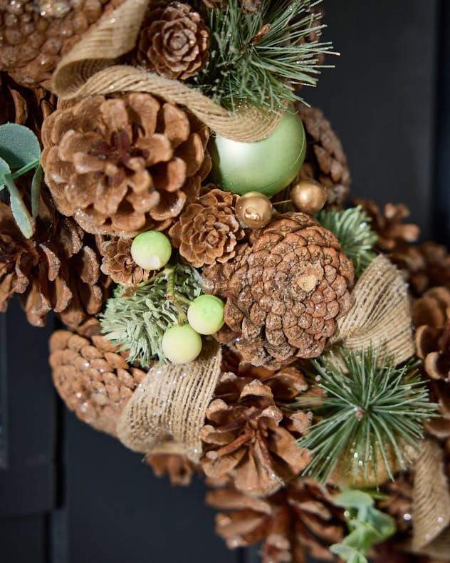 Emerald Jewel Wreath