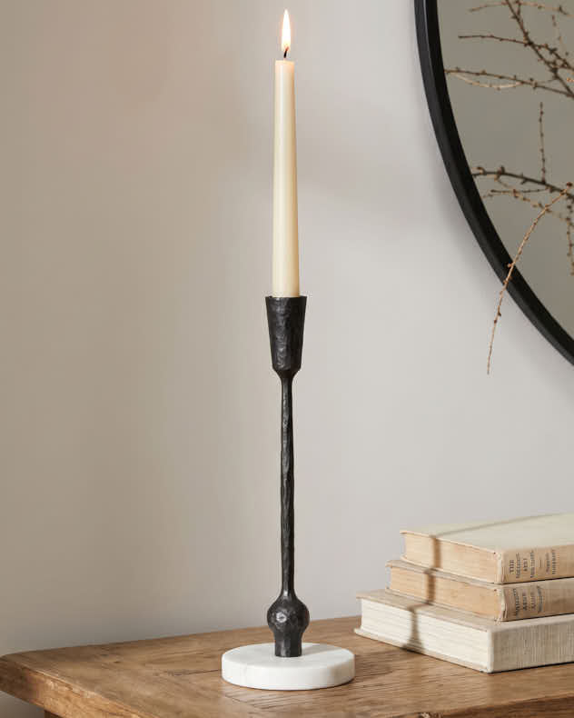 Candlesticks - Round Marble Base Black Candle Holder