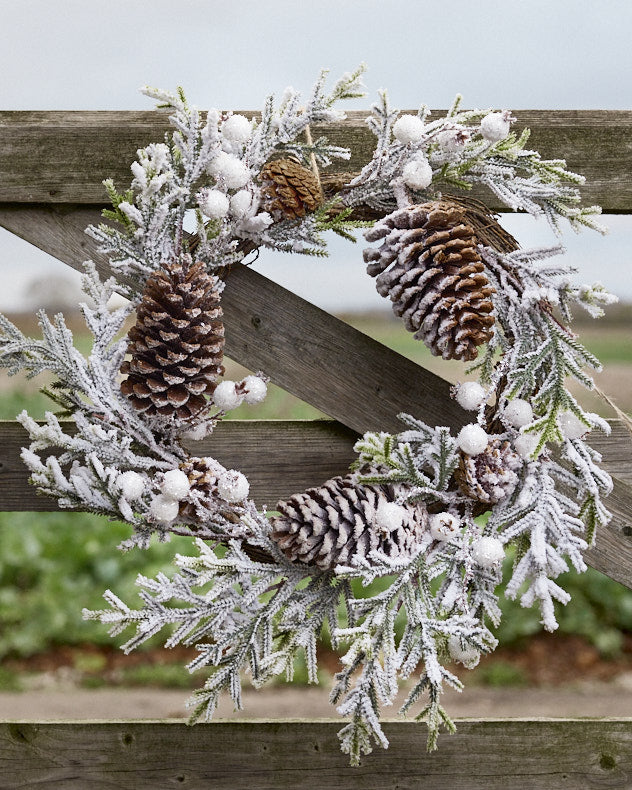 Winter Snowdrift Wreath 50cm