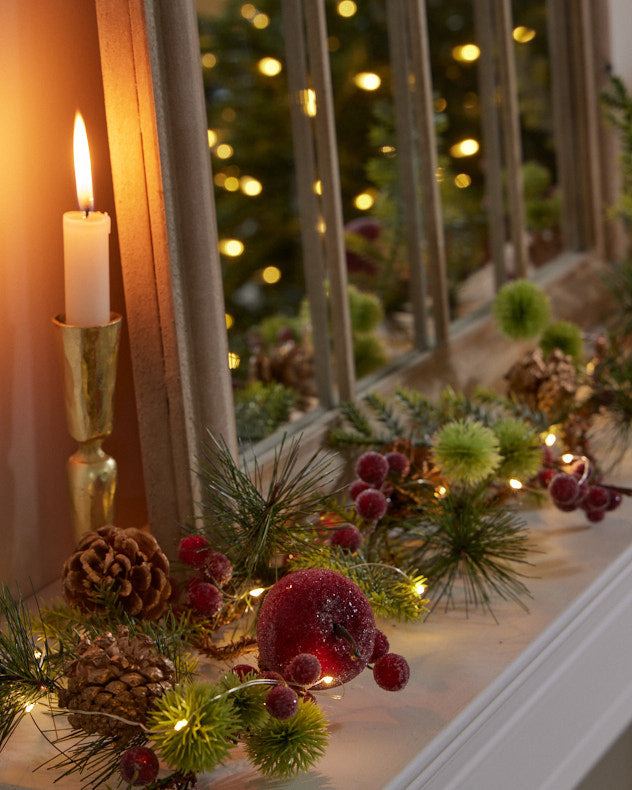 Canterbury Apple Christmas Garland