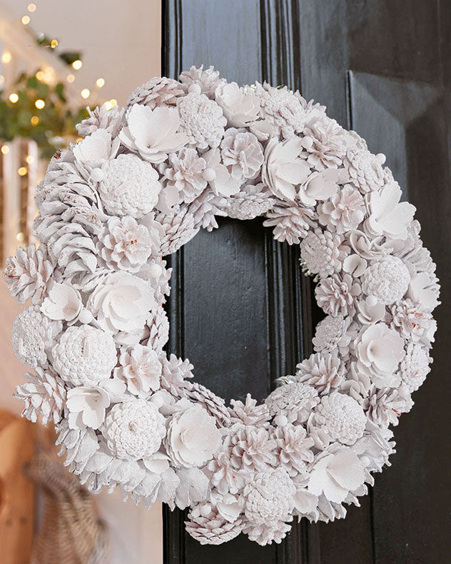 White Frost Winter Wreath 50cm