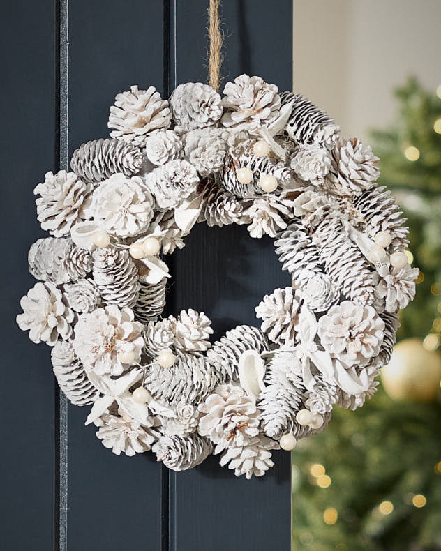 Polar Wonderland Pinecone Wreath 30cm