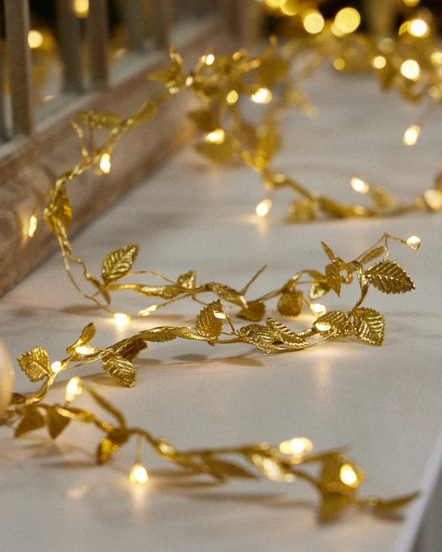 Gold Leaf Pre-Lit Garland - 200cm