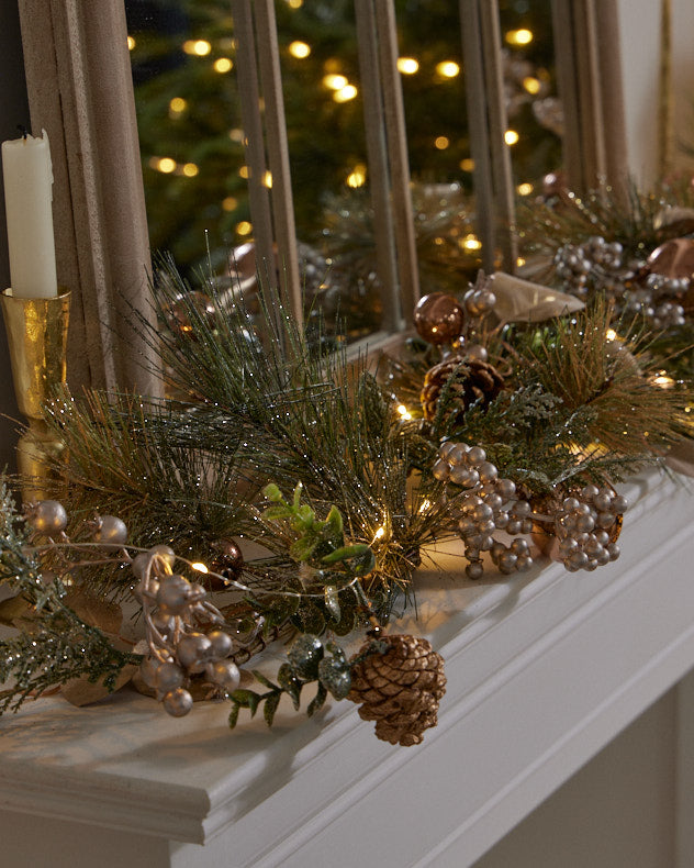 Royal Ball Pre Lit Garland 150cm