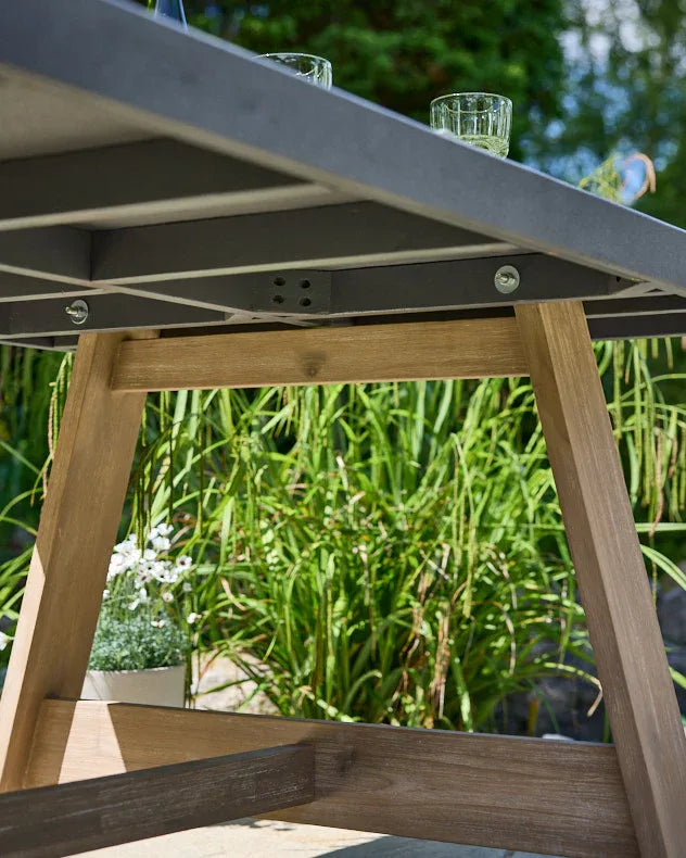 Zoom View of Culver Garden Table