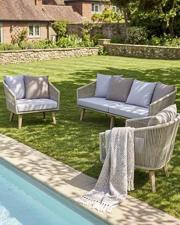 Marstrand Three Piece Garden Lounge Set