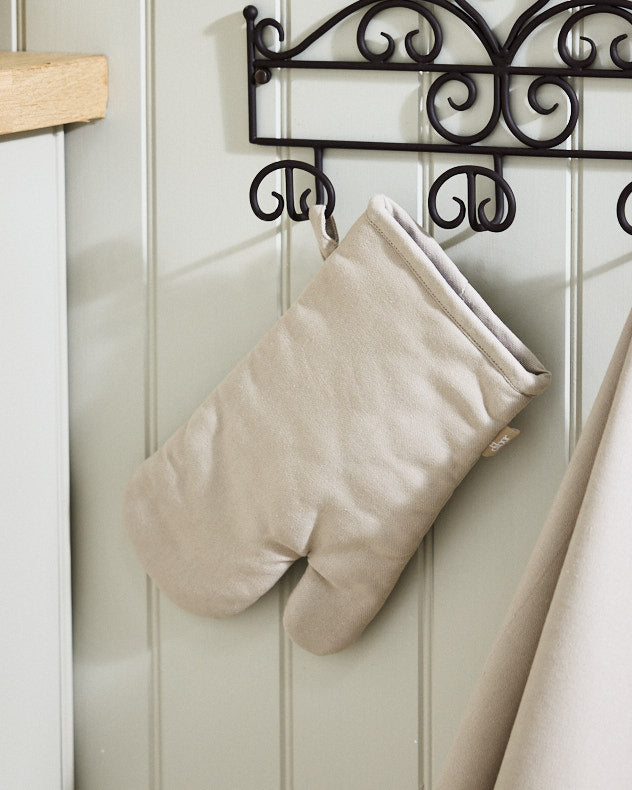 Ecru Cotton Oven Glove