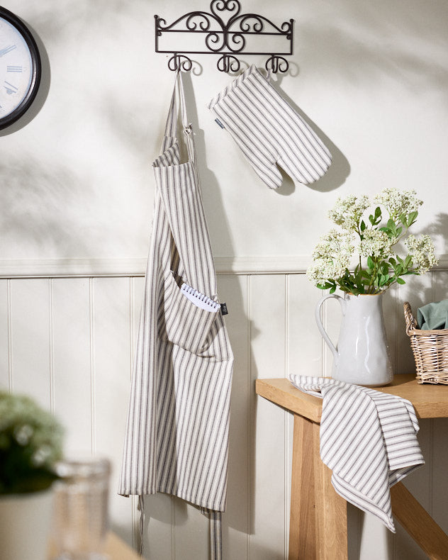 Pyreneés Grey Stripe Cotton Apron