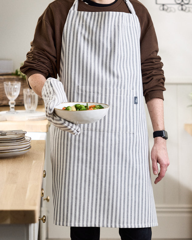 Pyreneés Grey Stripe Cotton Apron