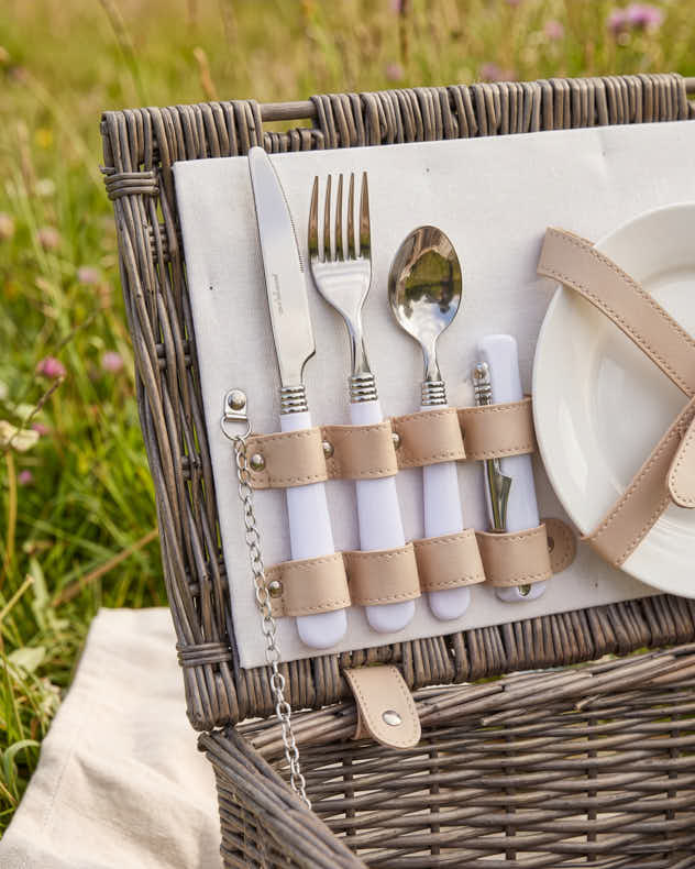 2 Person  Wicker Picnic Basket &amp; Accessories