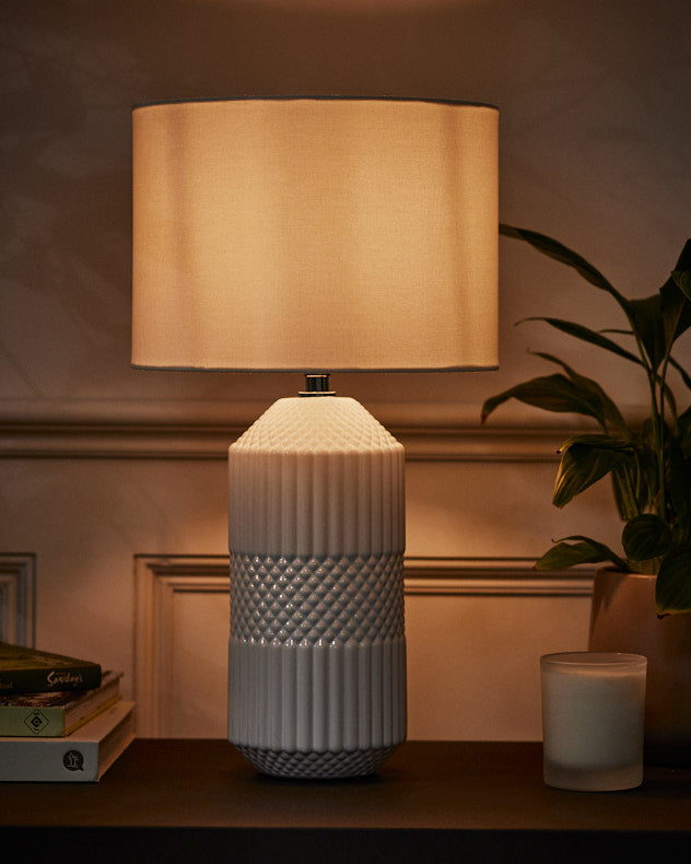 Grande lampe de table géométrique Kolding