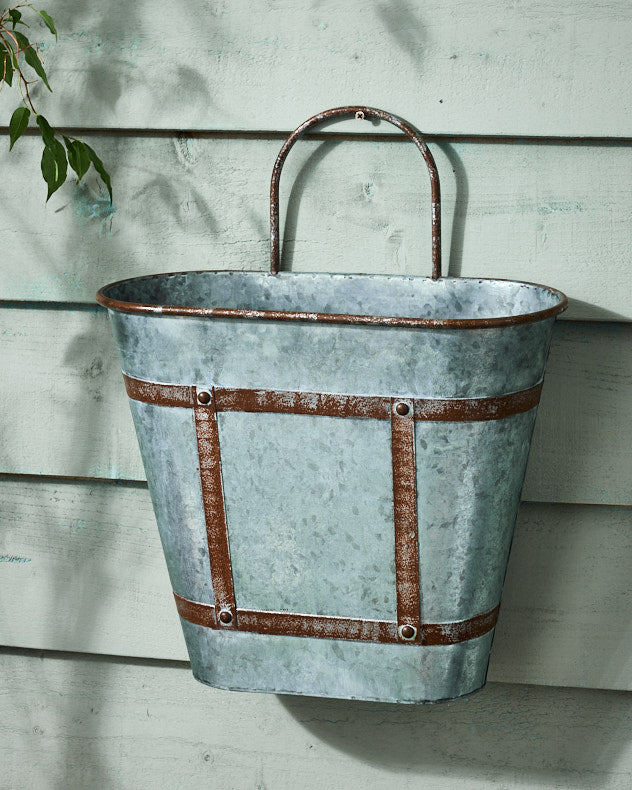 Vintage Effect Planter with Handle