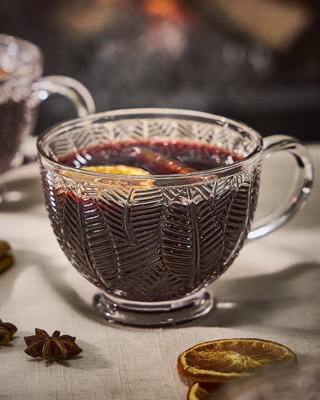 Feuille Embossed Footed Mug