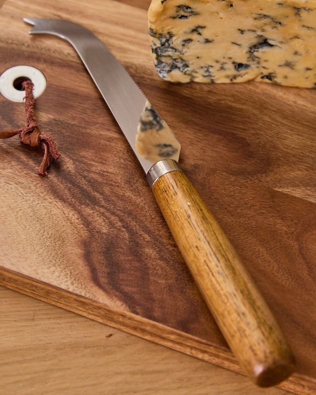 Wooden Cheeseboard with Knife