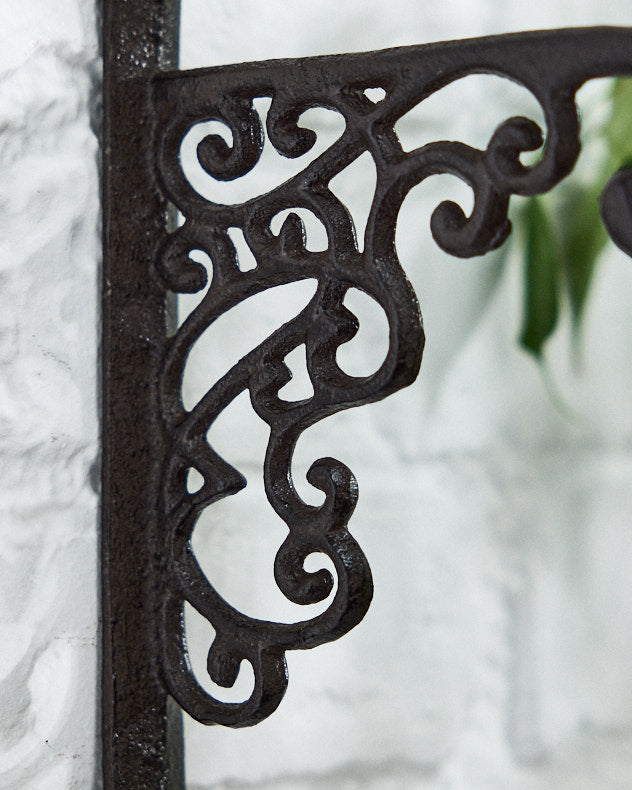 Traditional Scrolled Iron Wall Bracket