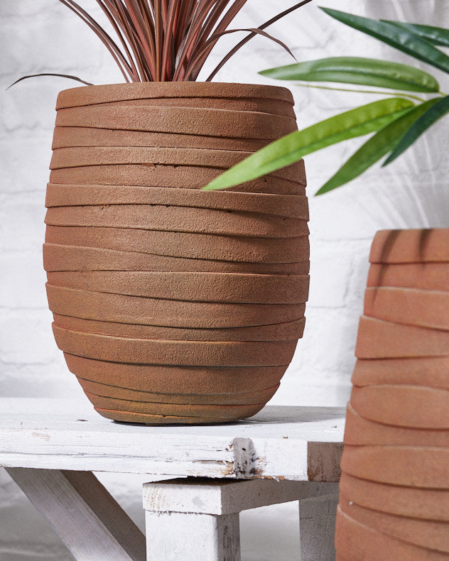 Zuera Set of 3 Clay Wave Planters