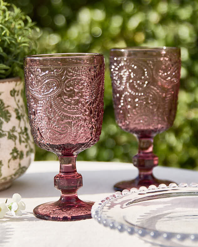 Lugo Paisley Amethyst Wine Glass