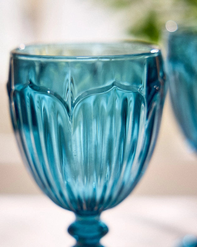 Linares Blue Wine Glass closeup