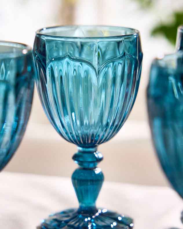 Linares Blue Wine Glass