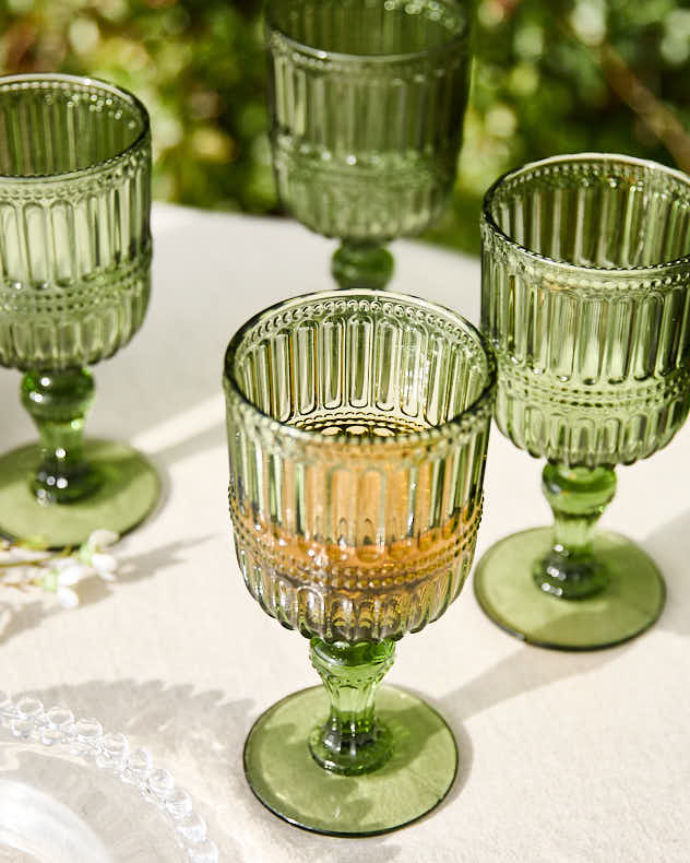 Merida Green Wine Glass