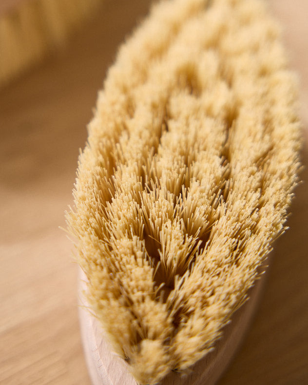Kitchen Accessories - Set of 2 Wooden Scrubbing Brushes